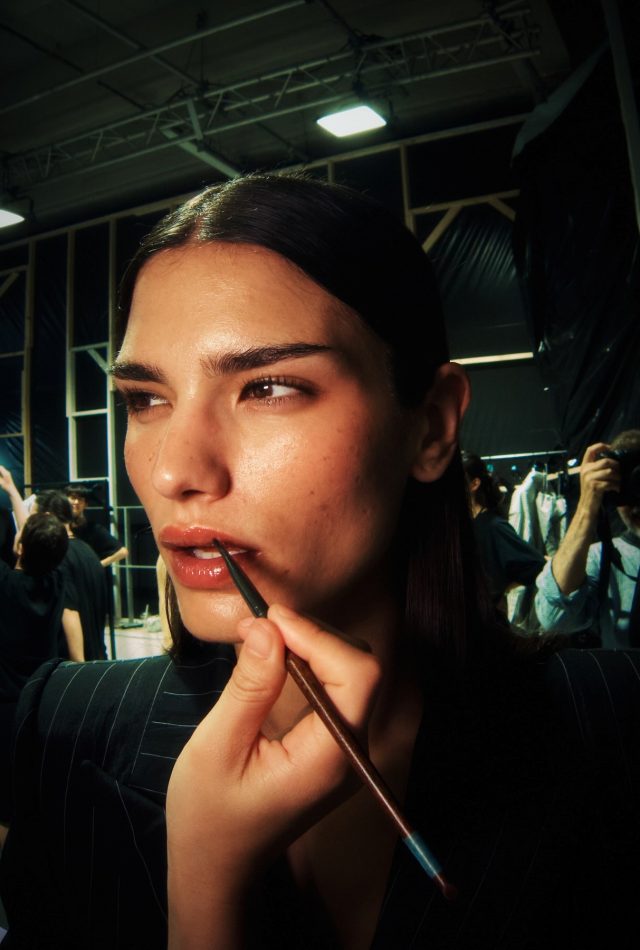 Iman iz Sarajeva na Paris Fashion Week-u u looku koji ne možete ignorisati