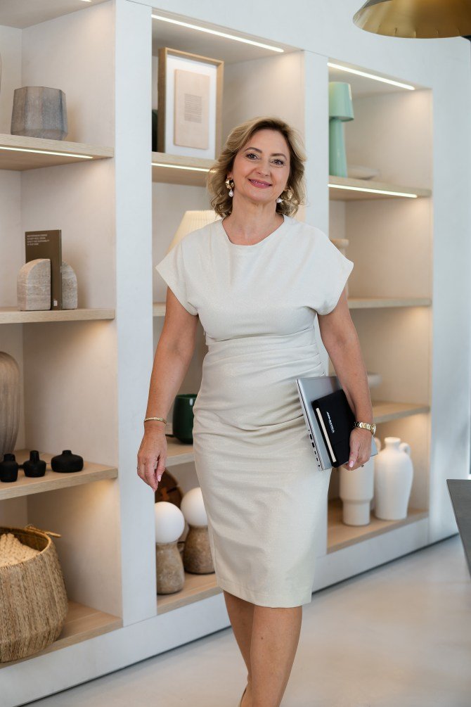 Raditi s ljudima je najteži posao. Evo kako ga ona vodi sa 300 njih, svaki dan!