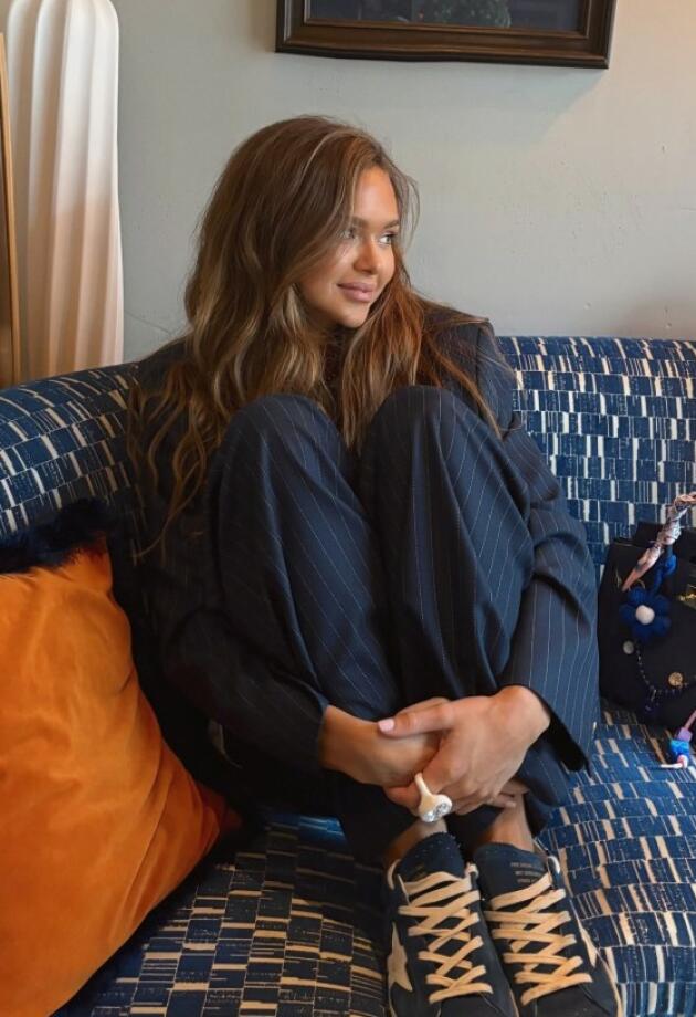 Sezonsko opadanje kose: Zašto baš tebi, zašto sad i evo šta ti je činiti.