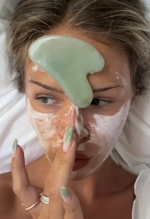 Gua sha u praksi: Šta se desi nakon nekoliko sedmica i koje greške gotovo svi prave?