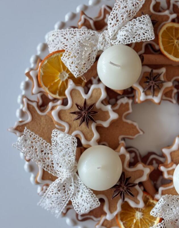 Medenjaci pretvoreni u adventski vijenac: Slatkiš koji će vašem stolu dati pravi blagdanski šarm