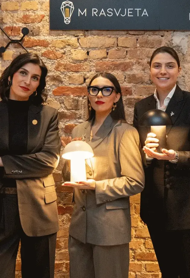 Zašto je Sarajevo sinoć izgledalo drugačije pod svjetlima? Pogled iz prvog reda.