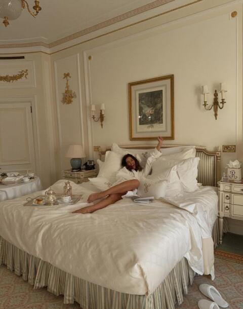 Bijele posteljine mijenjamo ovim: English Home setovi s prugama sada su sniženi 50%