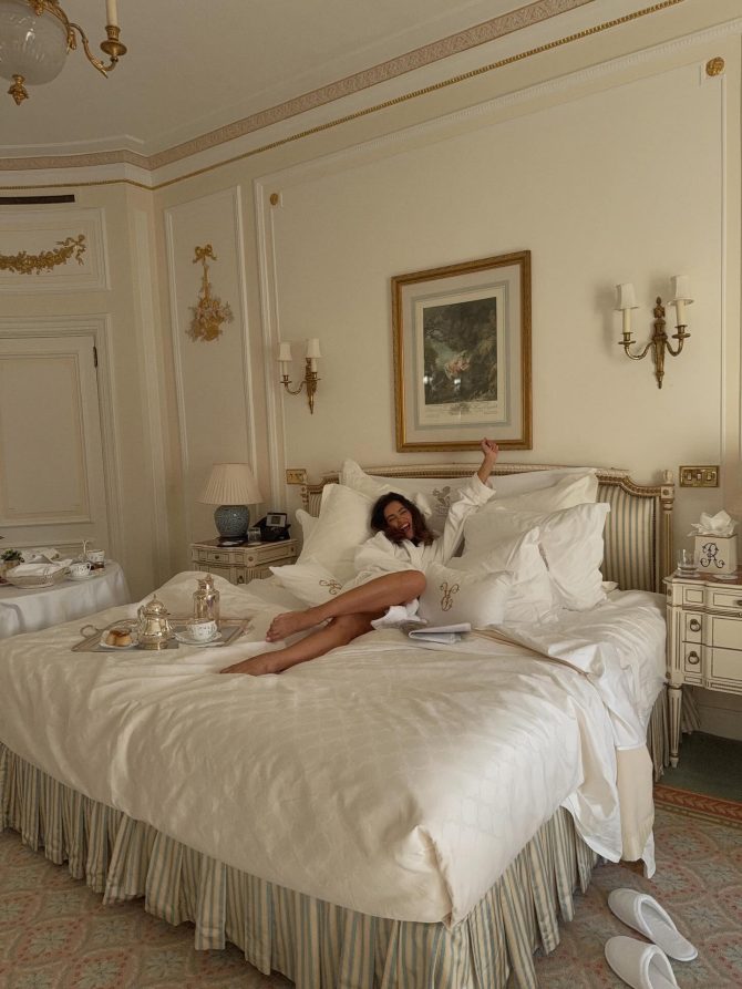 Bijele posteljine mijenjamo ovim: English Home setovi s prugama sada su sniženi 50%