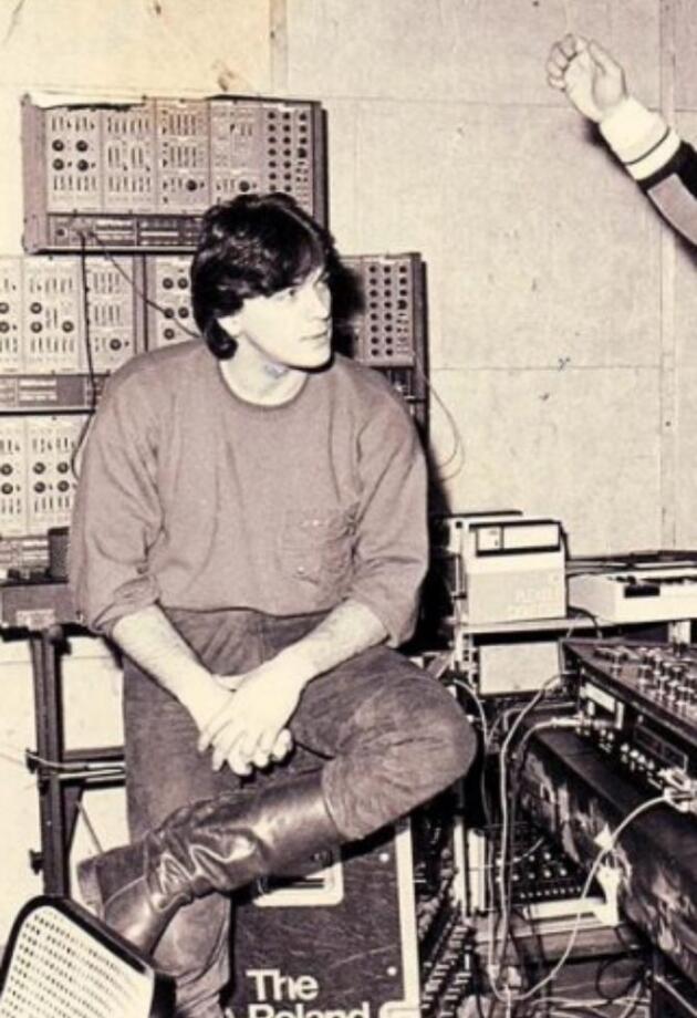 Spremate se za Čolin koncert? Ovo je Top 10 pjesama koje su trenutno najslušanije.