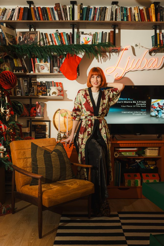 Bonjour.zaviruje: Kako izgleda dom maksimalistice u Sarajevu? Nadine nam otvara vrata.