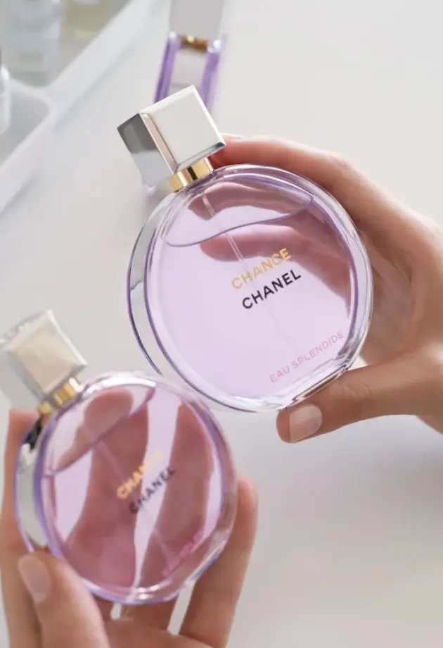 Za ovogodišnje Valentinovo zaljubljeni smo u CHANEL. Evo zašto.