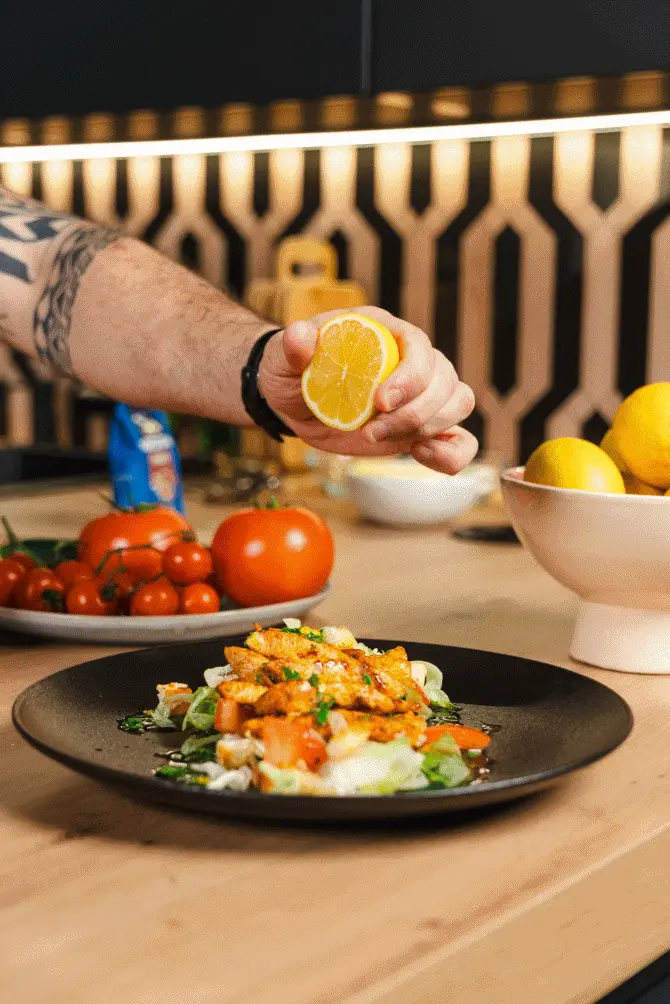 Nismo tip za salatu kao glavno jelo. Do ovog tanjira.