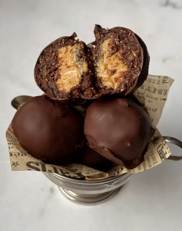 Bukvalno najlakši desert bez pečenja koji ćete napraviti (gotov za 10 minuta)