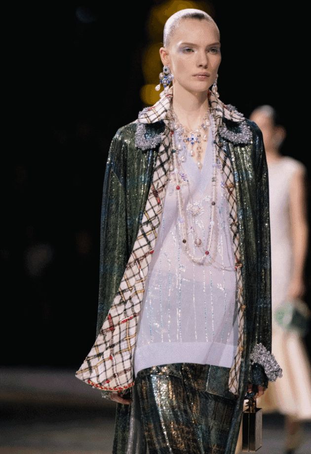 Chanel kolekcija nas je podsjetila na jednu jednostavnu ideju: Moda treba donositi radost