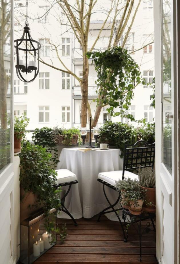 U JYSK-u smo vidjeli metalnu stolicu koja podsjeća na pariške balkone i već je na sniženju