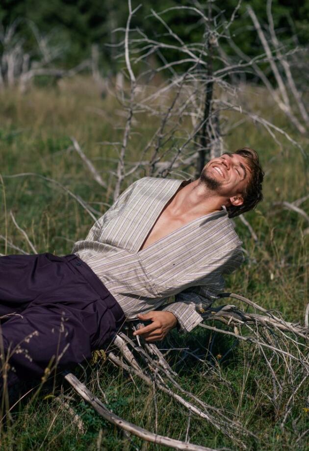 Filip Radovanović u kampanji bh. dizajnera Milana Senića