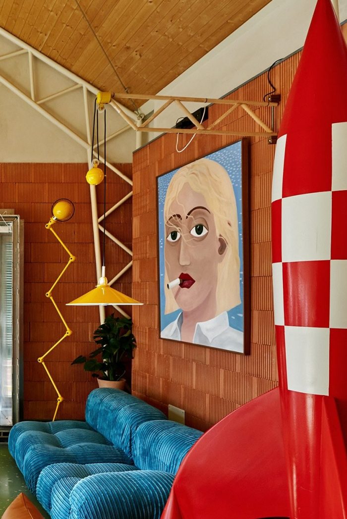Dom španskog arhitekte u Madridu unosi retrofuturizam u kuću koja je 30-ih bila pekara