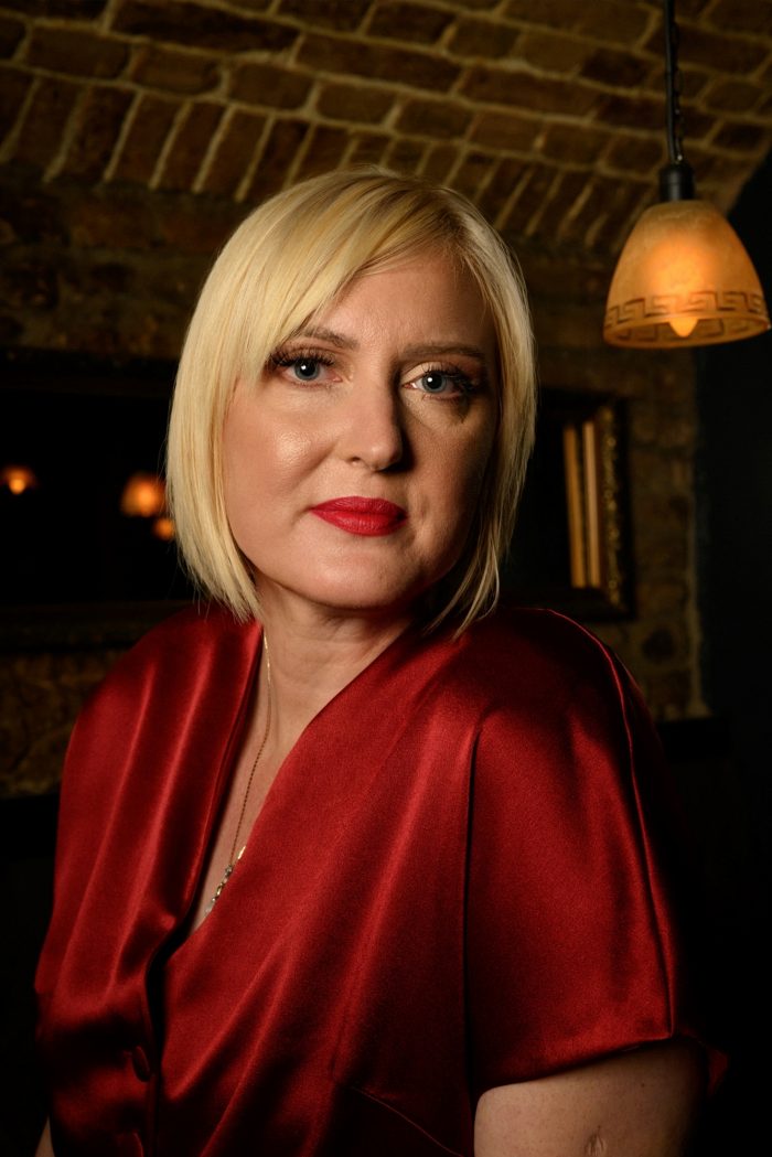 Bonjour.portraits | Uhvatili smo Anilu Gajević na večeri kada je ZONA napunila 18