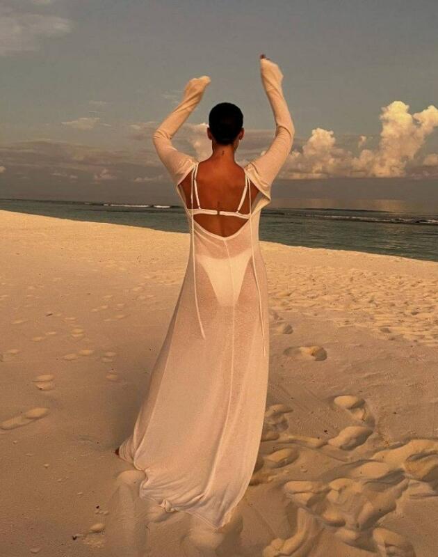 Na ljetnoj listi želja: BÉBÉ haljina za plažu u vanilija nijansi