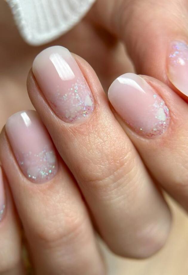 Romantična manikura koja je osvojila TikTok: Princess nails su novi favorit