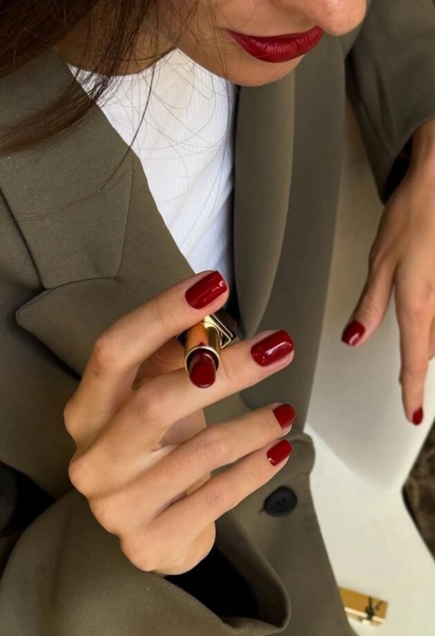 Tražite savršeni crveni ruž? Ovih 6 nijansi su hit novembra i ne miču se s usana