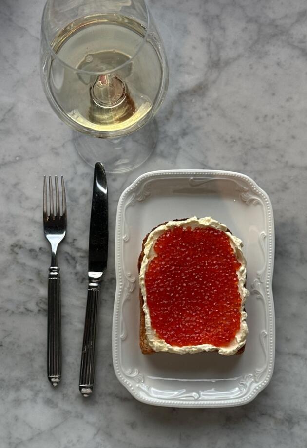 Bonjour Edit: Za dan 13 hvataj i fotkaj sve crvene detalje koje vidiš u toku dana