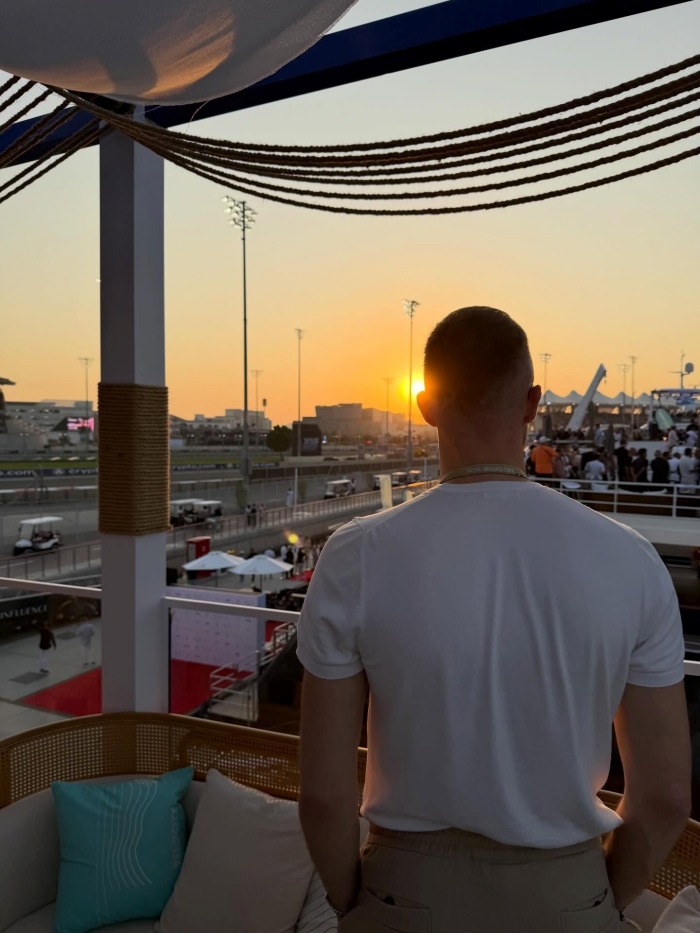 Džanan Musa u društvu Jasona Stathama: Abu Dhabi i F1 iskustvo