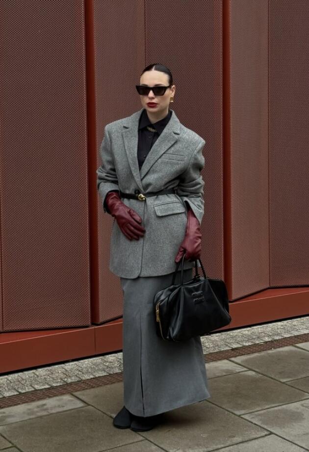 Sniženje koje ima smisla: Massimo Dutti blejzeri koje nosimo iz sezone u sezonu