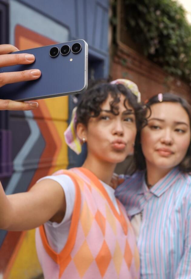 Sigurnost u eri umjetne inteligencije: Kako Galaxy telefoni štite ono što vam je najvažnije