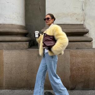 Jedva smo čekali Zara jeans hlače na sniženju, jer su upravo ovakvi modeli vrijedni pažnje.