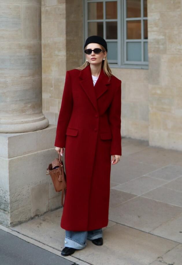 Crveni kaput se vratio u velikom stilu ove zime: Suzili smo izbor na 6 wow modela