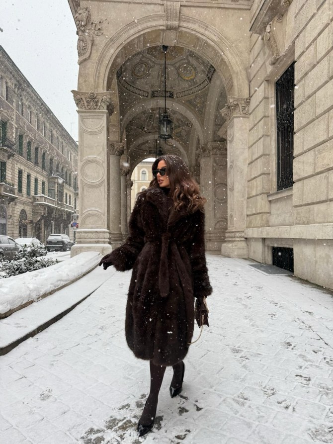 Zašto se uvijek vraćamo smeđoj boji? Ovih 20 komada to objašnjava, a neki su trenutno na sniženju.