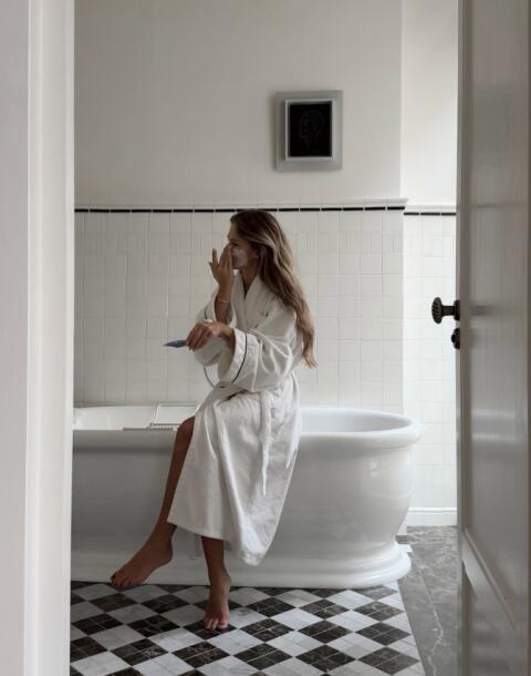 Beauty osnove koje vam niko nije objasnio: Kako raditi piling lica i gdje pravimo greške?