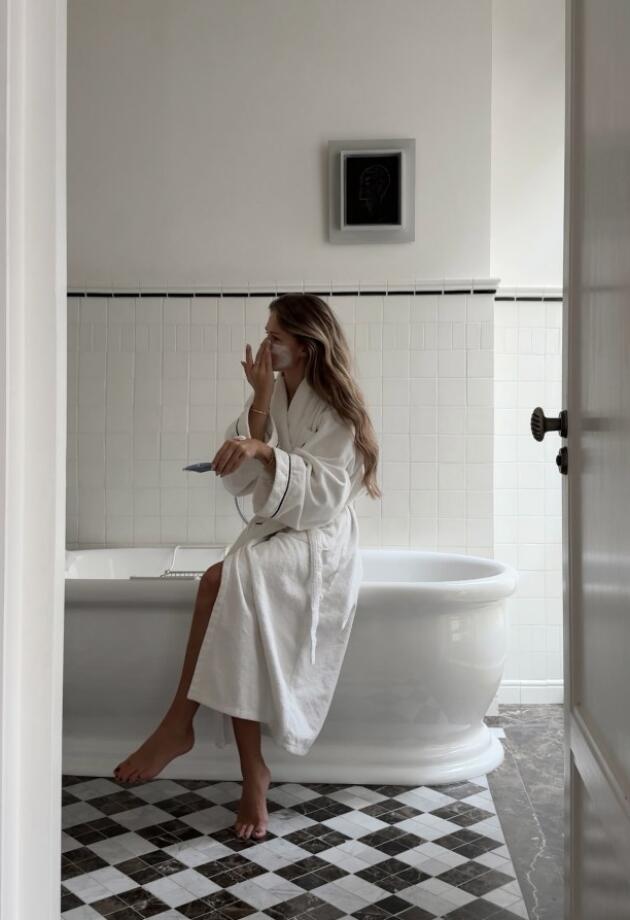 Beauty osnove koje vam niko nije objasnio: Kako raditi piling lica i gdje pravimo greške?