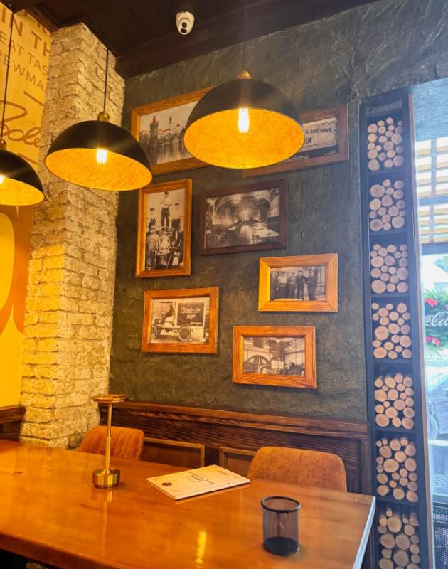 U ovom sarajevskom restoranu krušna peć je glavni razlog zašto se vraćamo ponovo.