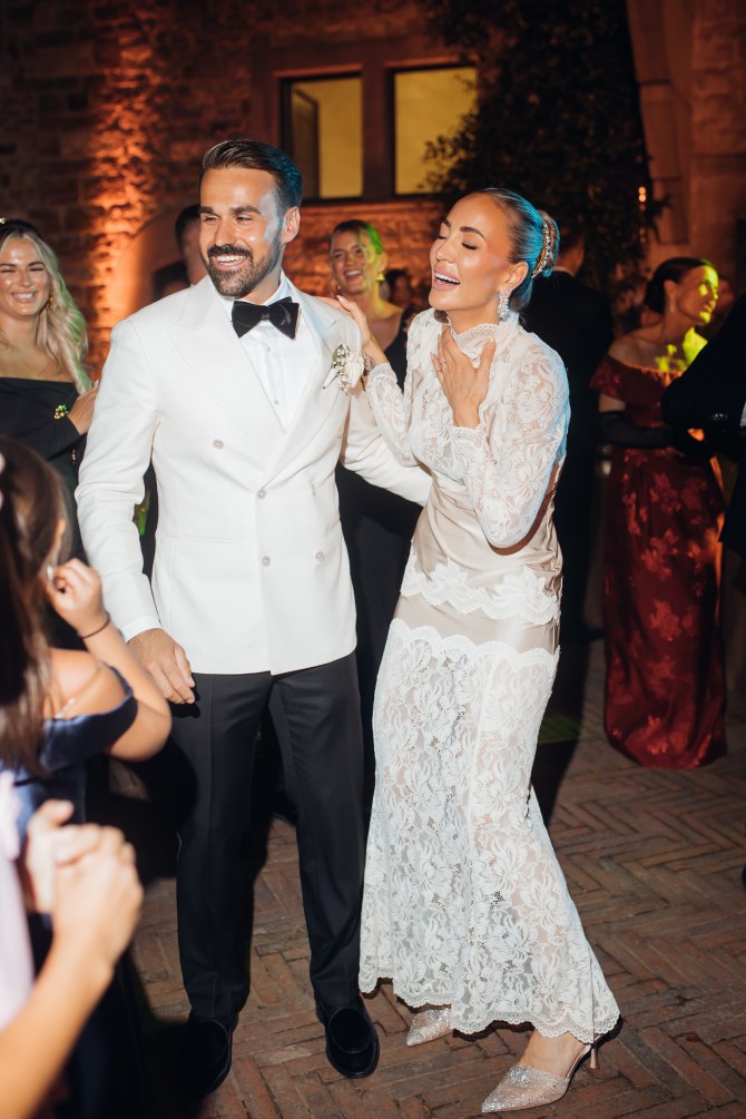 Kako izgleda vjenčanje Almedine i Jasmina u toskanskom dvorcu kada ga fotografiše Nina.