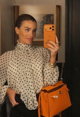 Najslađa bluza na tačkice nalazi se u ZARA radnji i košta manje od 60 KM.