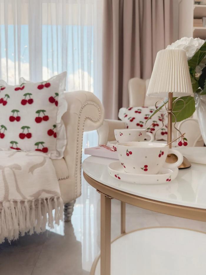 Svi kupuju ovu Pepco kolekciju s trešnjama, a jastuk s volanima je definitivno omiljeni