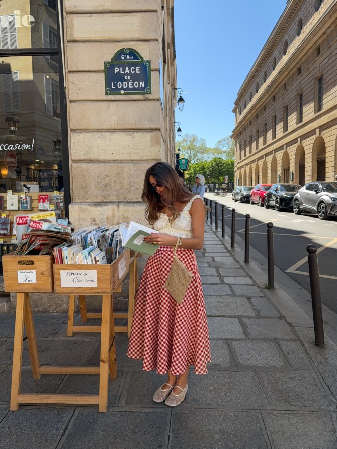 ZARA karirana suknja koja izgleda kao proljeće u Italiji već je na našoj listi želja