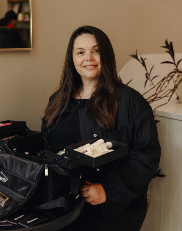 Beauty.pauza: Maja Talović otvorila je profesionalni kit i pokazala trik za 30 sekundi