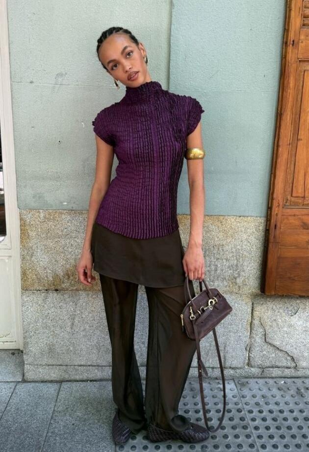 Viralne Massimo Dutti hlače stigle su i kod nas. Našli smo 3 modela.