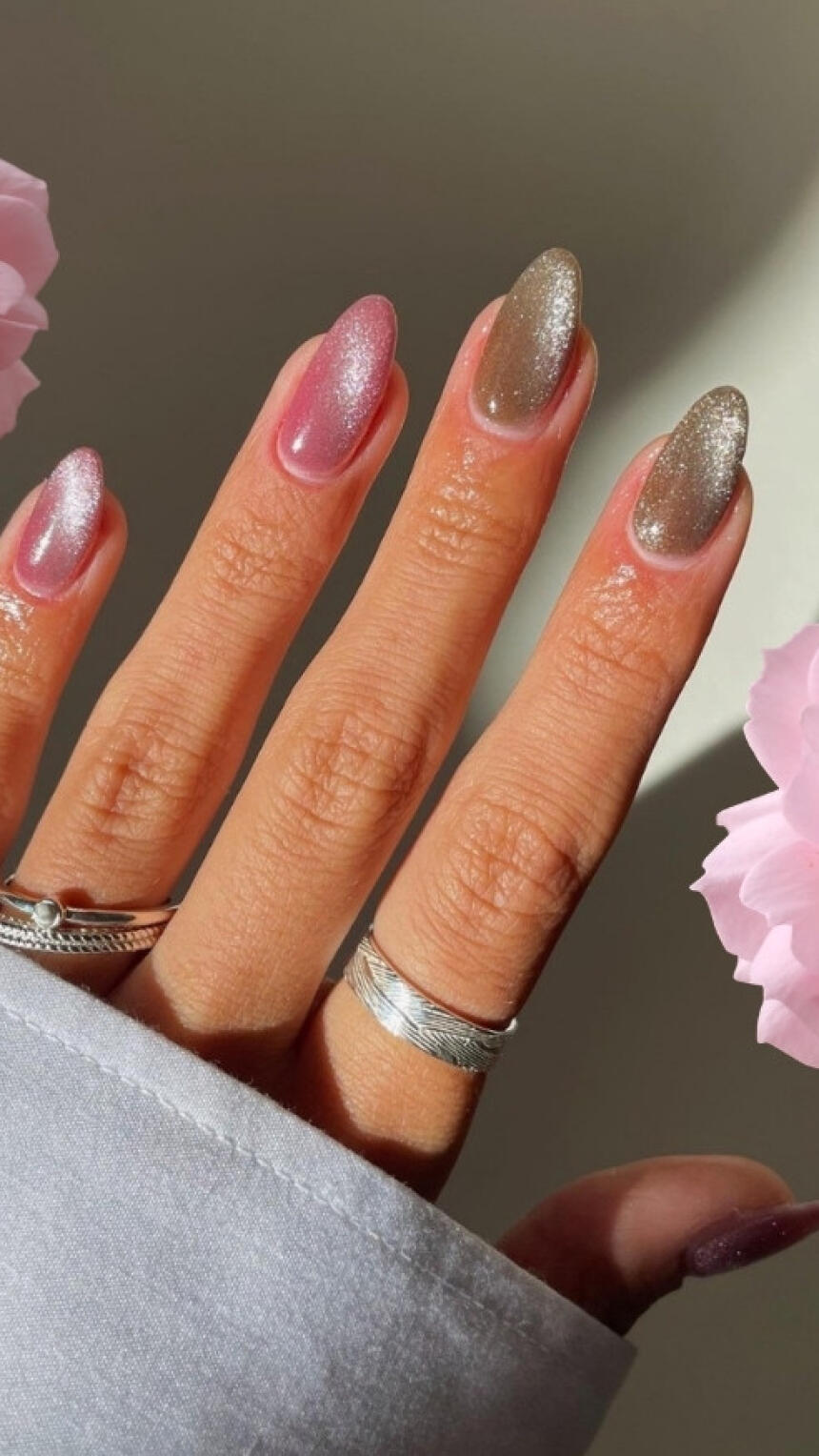 Proljetni magnetni nokti su manikir koji već čuvamo za salon!
