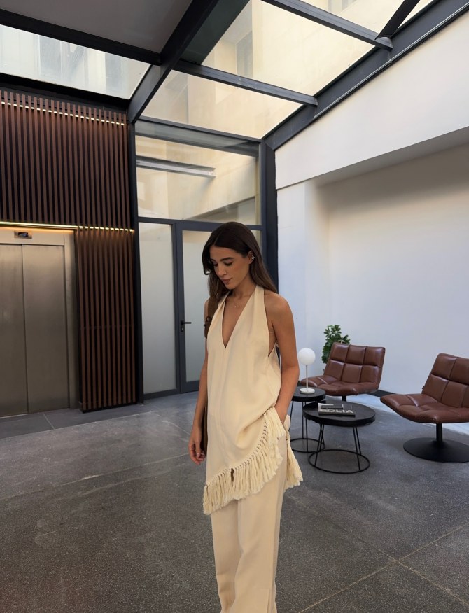 ZARA set s resama koji izgleda toliko dobro da će vas svi pitati 'gdje si ga kupila'