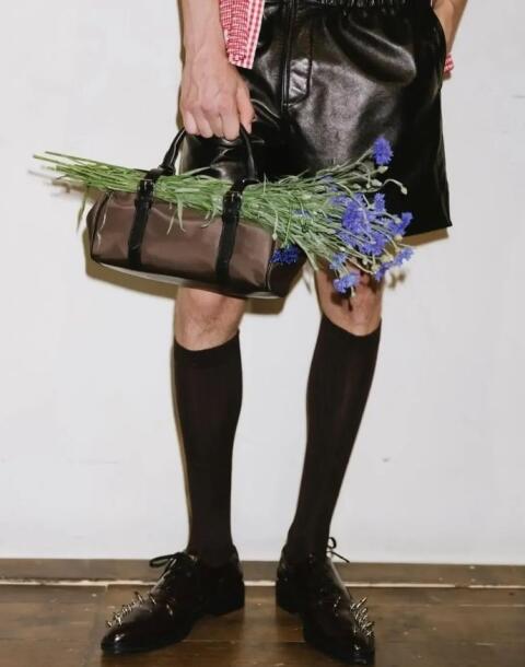 Simone Rocha je na Pitti Uomo pokazala šta muškoj modi nedostaje