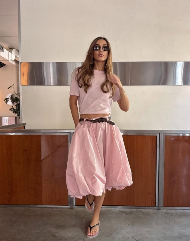 Ni traperice ni haljina? Ovi komadi spašavaju outfit u najtoplijim danima