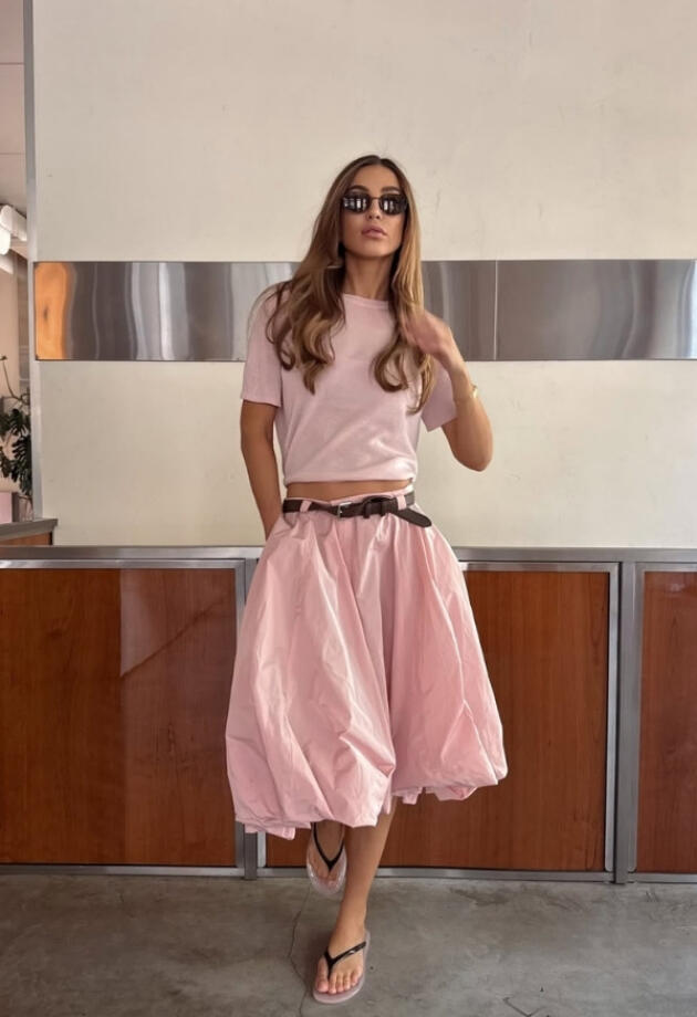 Ni traperice ni haljina? Ovi komadi spašavaju outfit u najtoplijim danima