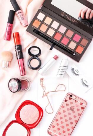 4 beauty proizvoda koja bi svaka žena trebala kupovati u drogerijama 