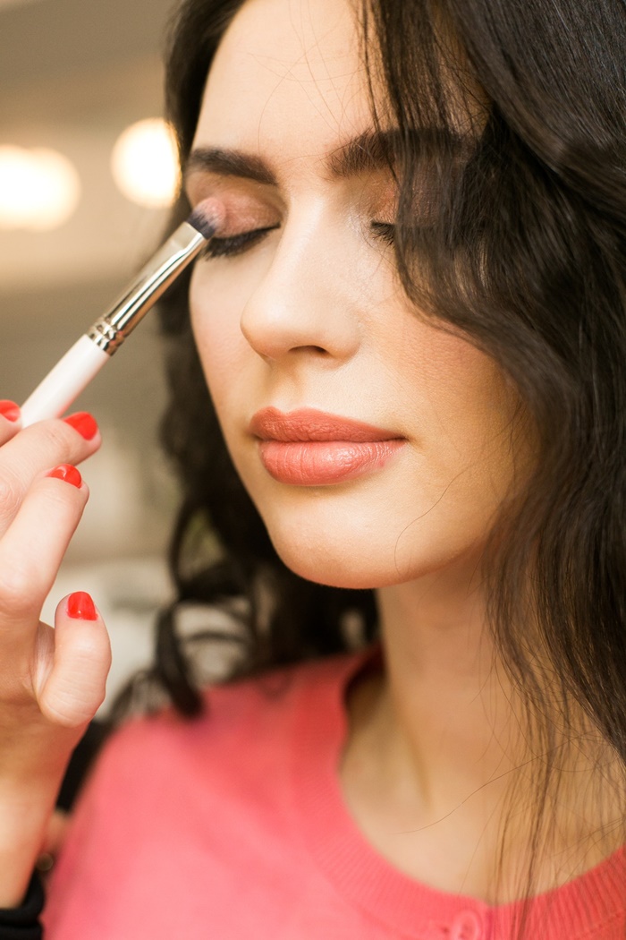 Odabrane dm prodavnice od sada uvode besplatno šminkanje i beauty savjetovanje. Donosimo više detalja.